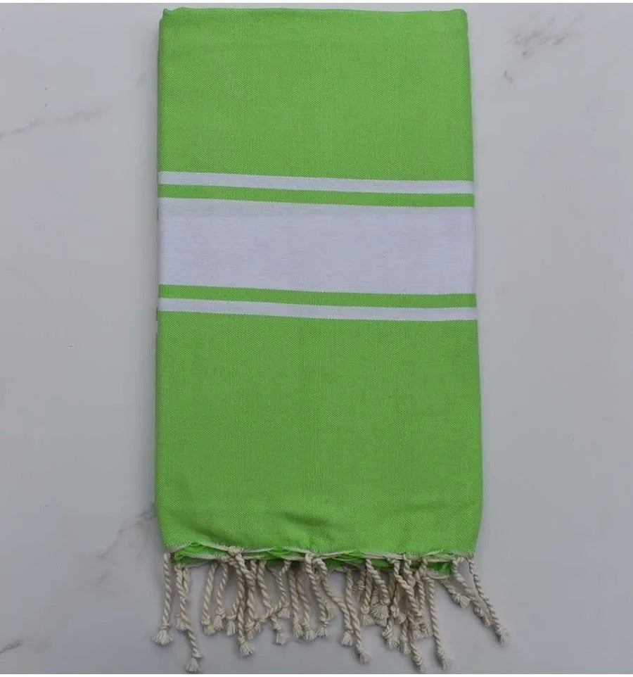 Telo Mare Fouta mod. Classico col. Verde Lime - Personalizzabile con il nome - Fili e Stelle