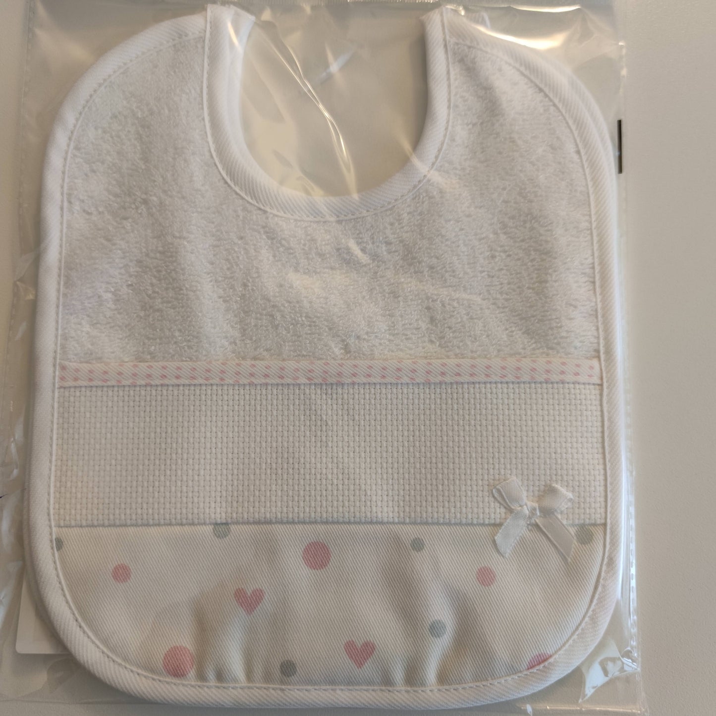 Bavaglia Piquet Millerighe e Spugna con Inserto in Tela Aida - Colori Vari - Personalizzabile con Nome - Fili e Stelle