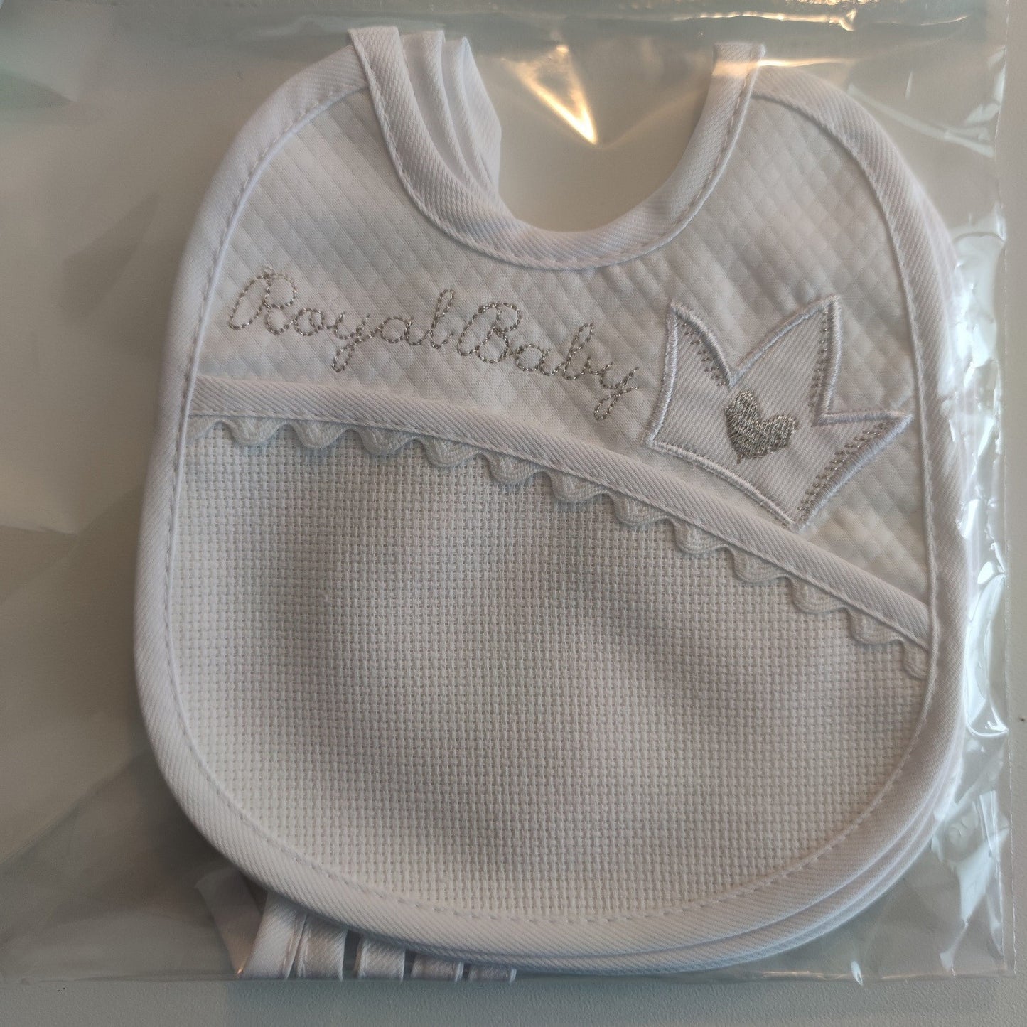 Bavaglino Trapuntato Royal Baby - Personalizzato con Nome - Colori Vari - Fili e Stelle